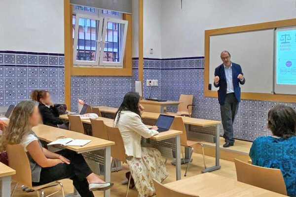 Damos la bienvenida a los estudiantes que colaborarán este curso con nuestro servicio de asesoría jurídica